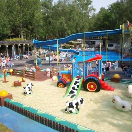 Te Huur: Leuke 4-Persoons Stacaravan Op Top Locatie! Хундерло Экстерьер фото