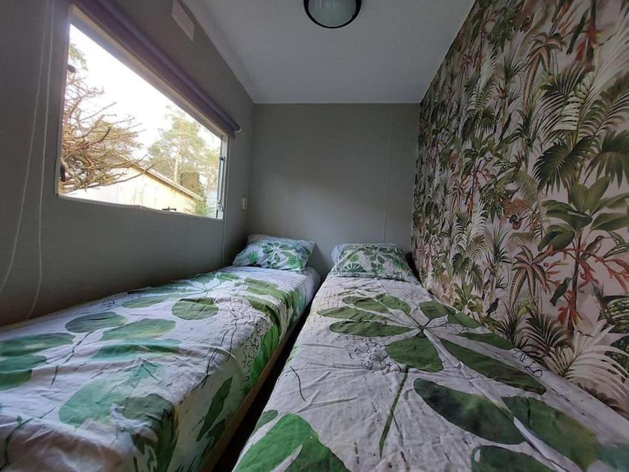 Te Huur: Leuke 4-Persoons Stacaravan Op Top Locatie! Хундерло Экстерьер фото